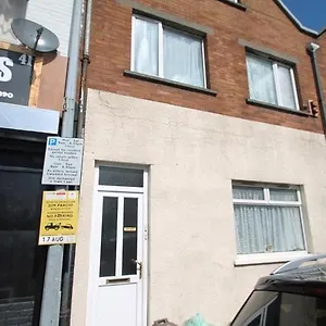 Apartment Broadway, Cardiff